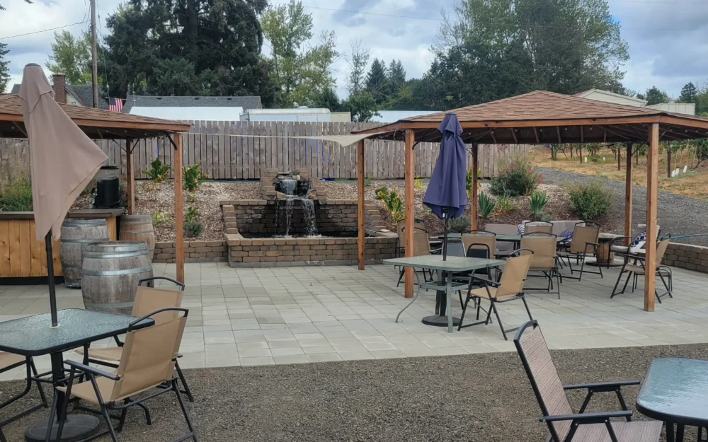 Outdoor patio at VinTyr Wine
